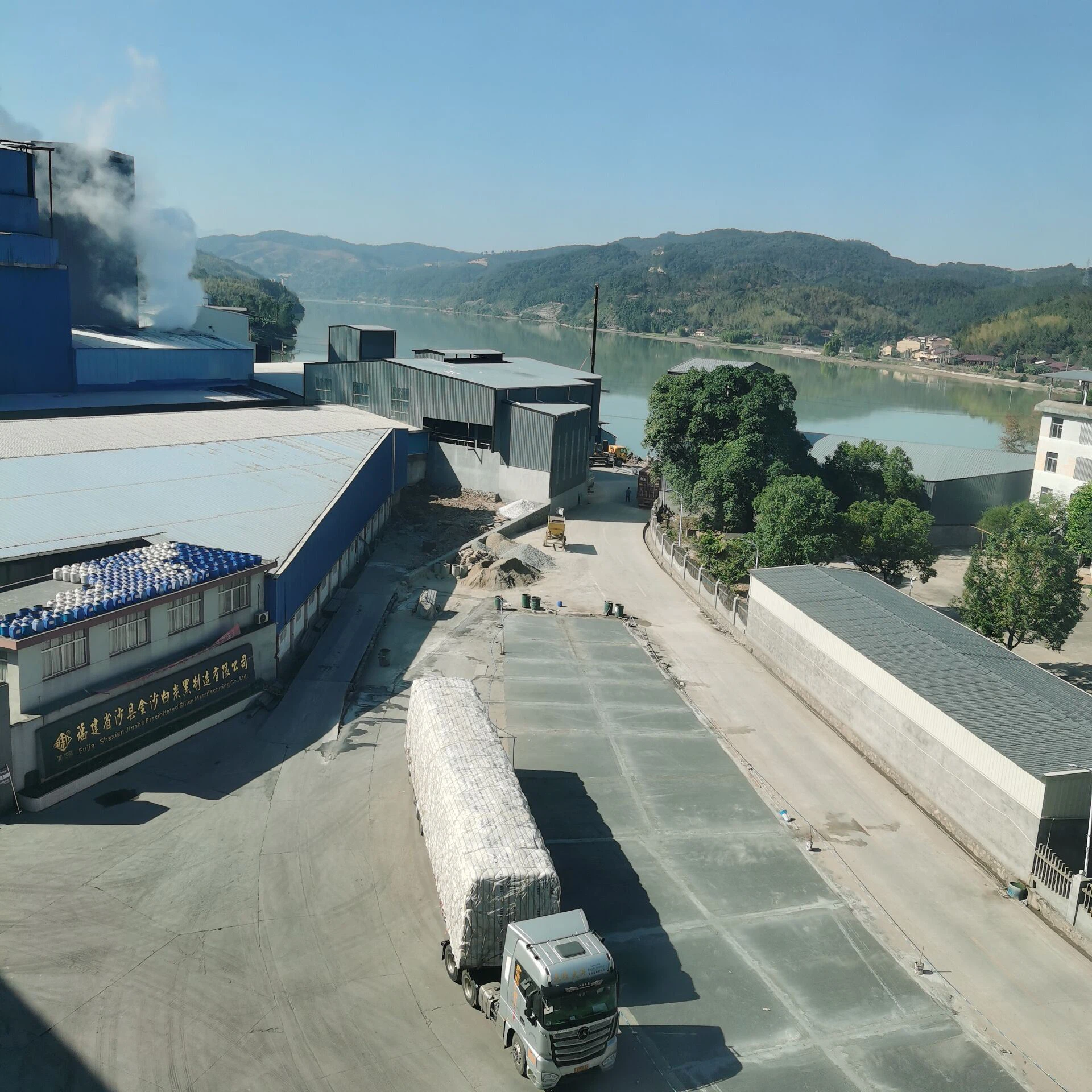 Thông báo nghỉ lễ JK Silica 2025